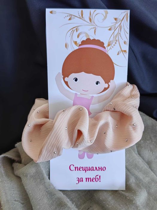 Ръчно изработени скрънчита за коса