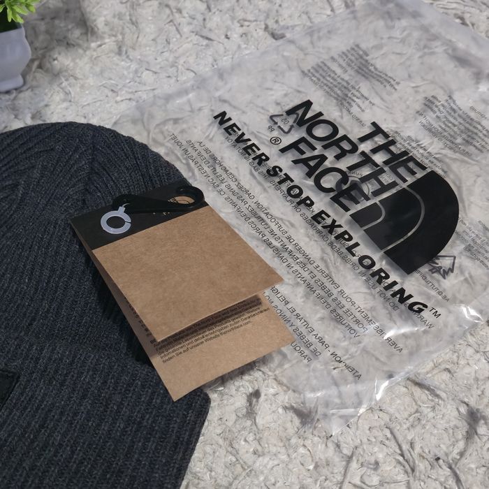 Caciula The North Face Gri Inchis