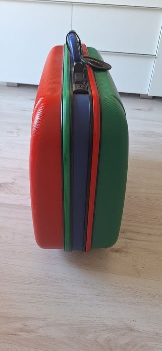 Куфар Benetton 55x40x18 см