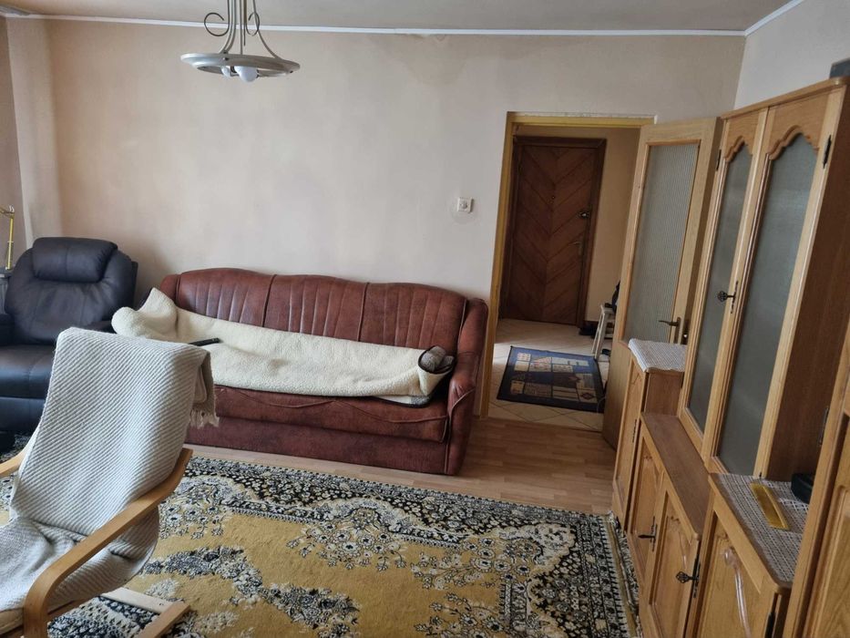 Apartament 2 camere -de vanzare