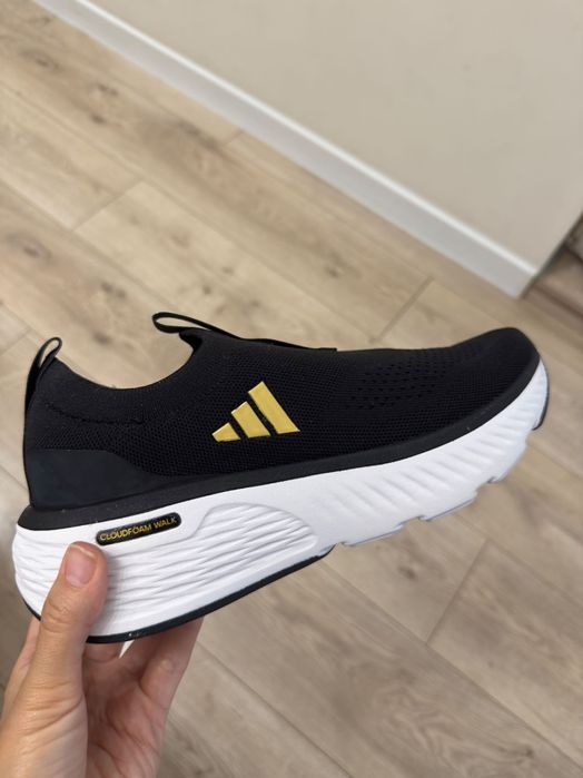 Новые кроссовки/слипоны Adidas