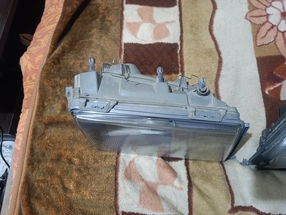 Фары на Мерседес 124 простой