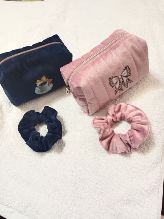 Косметичка+ резинка шашқа арналған.