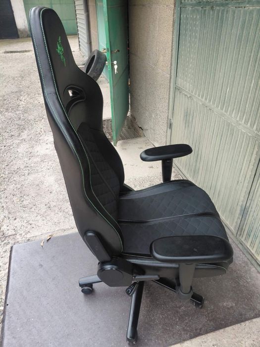 Гейминг стол Razer