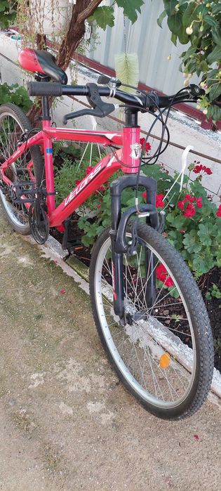 Vând bicicletă cadru aluminiu