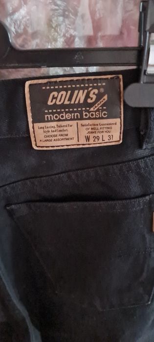 Продам джинсы Colin's