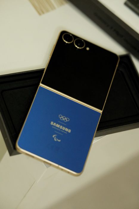 Samsung Galaxy Z Flip7