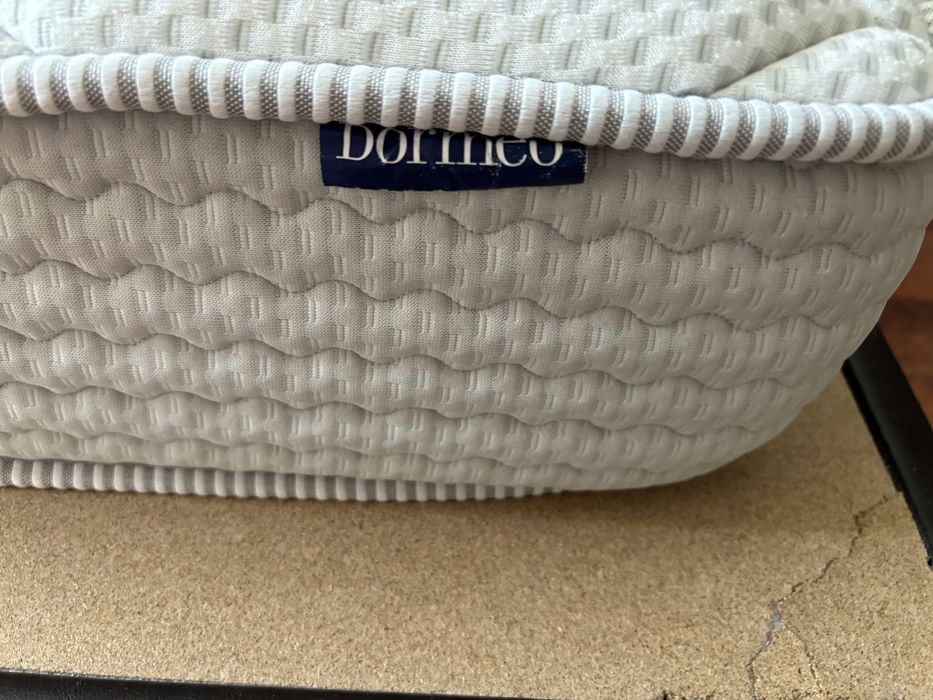 Продавам матрак дормео 160х190см.