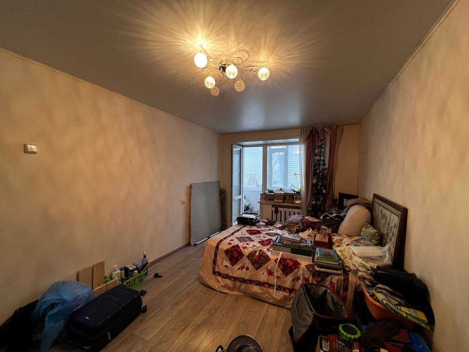 Продаётся 3-ка В ЦЕНТРЕ на 2 этаже!