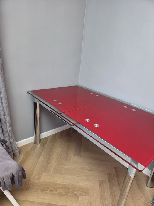 Продам стол стекло