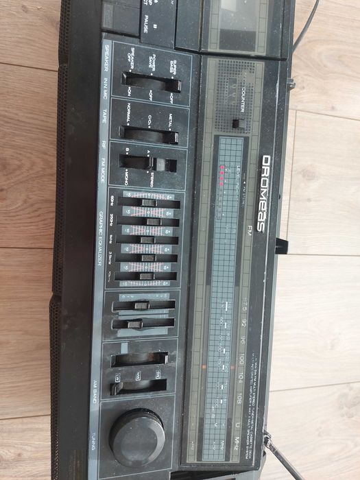 Радиокасетофон Хитачи 3d super woofer trk-7620e