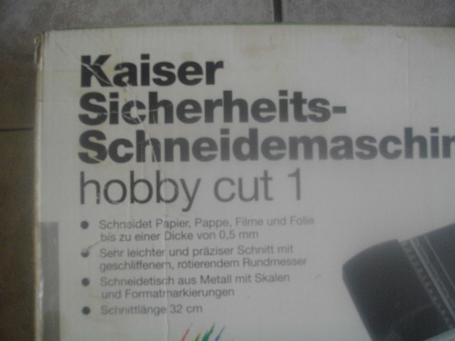 Лепачка Полиетилен Фолио/ Фрезер40мм/ Ролков Нож Хартия А4