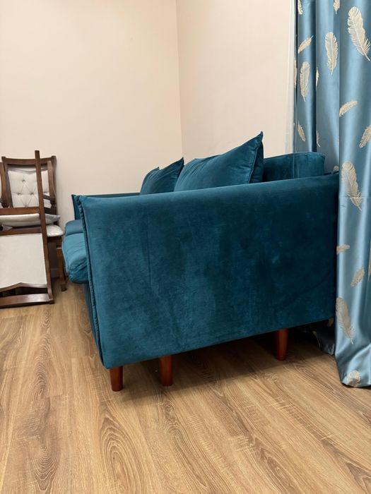 Диван и 3 стула б/у