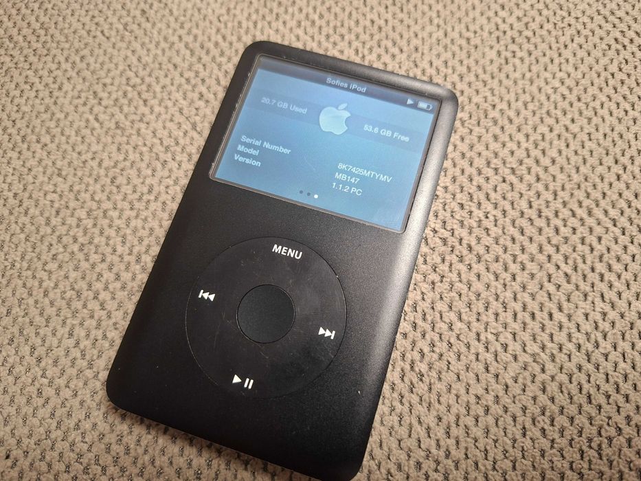 iPod クラシック　レトロ いにしえの iPod Classic 第4世代(A1059) レトロカワイイ? M4 MacBook