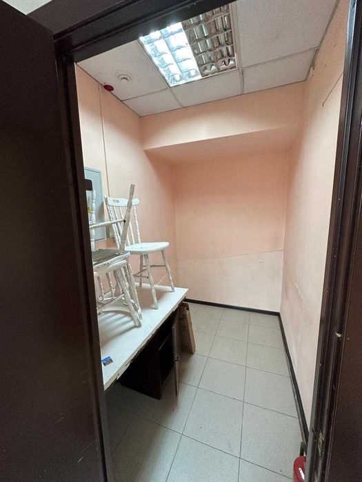 Сдаётся в аренду  80 м2