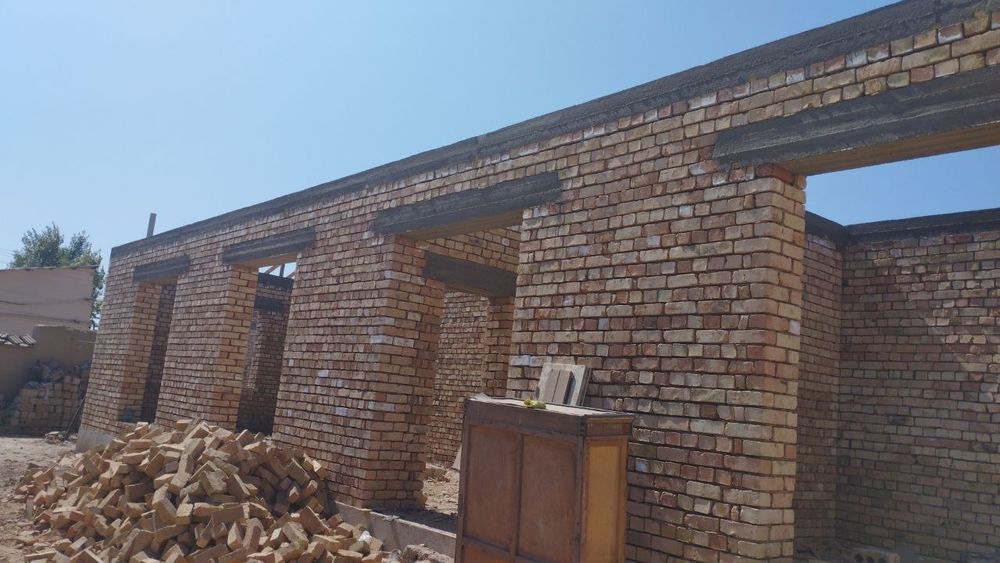 Ховли уй сотилади