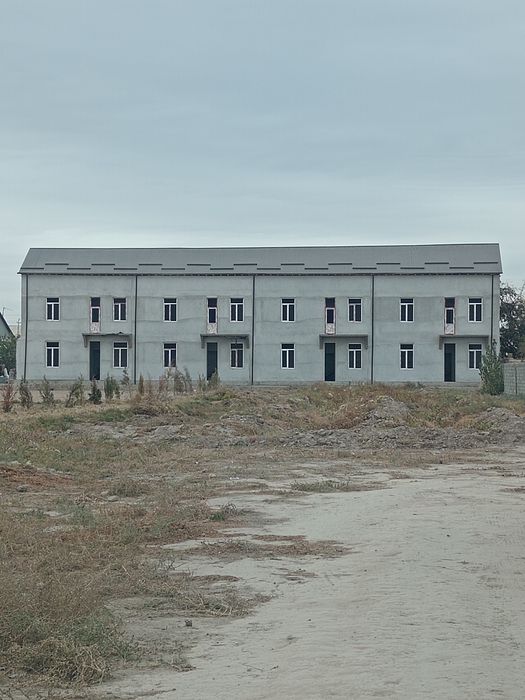 Urganch buyim bozor yonida bo'l idoradaUy sotildi