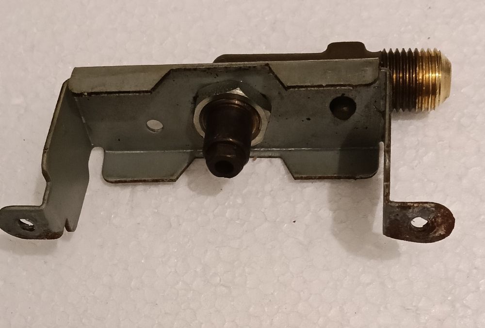 Piese aragaz Indesit-lampa cuptor și robinet gaz