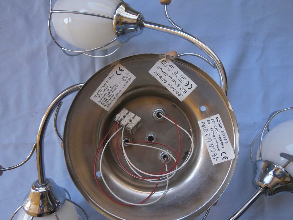 Осветител но тяло тройка.