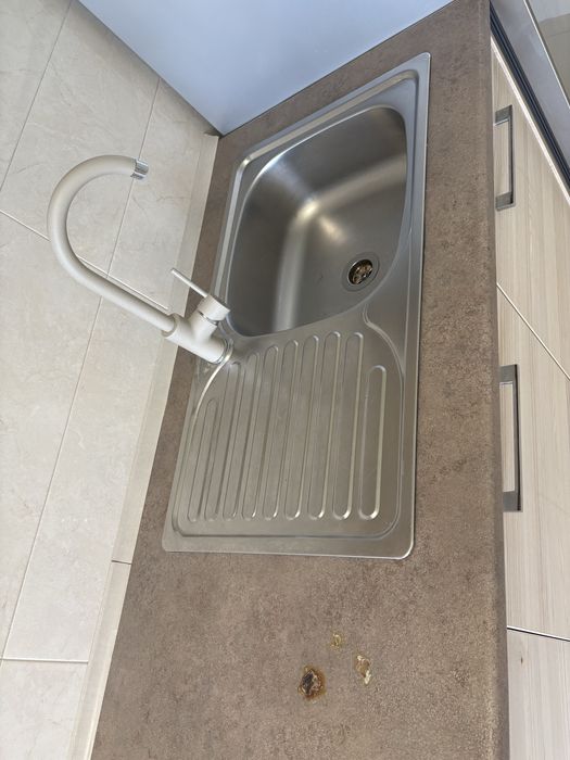 Mobila bucatarie complet echipata