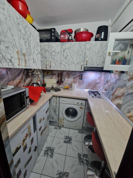 Vând Apartament 2 Camere – Renovat și Mobilat  – Zona Războieni