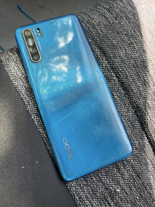 OPPO A91 в хорошем состояний