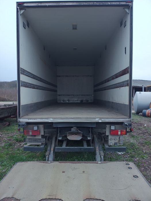 Caroserie cub depozitare