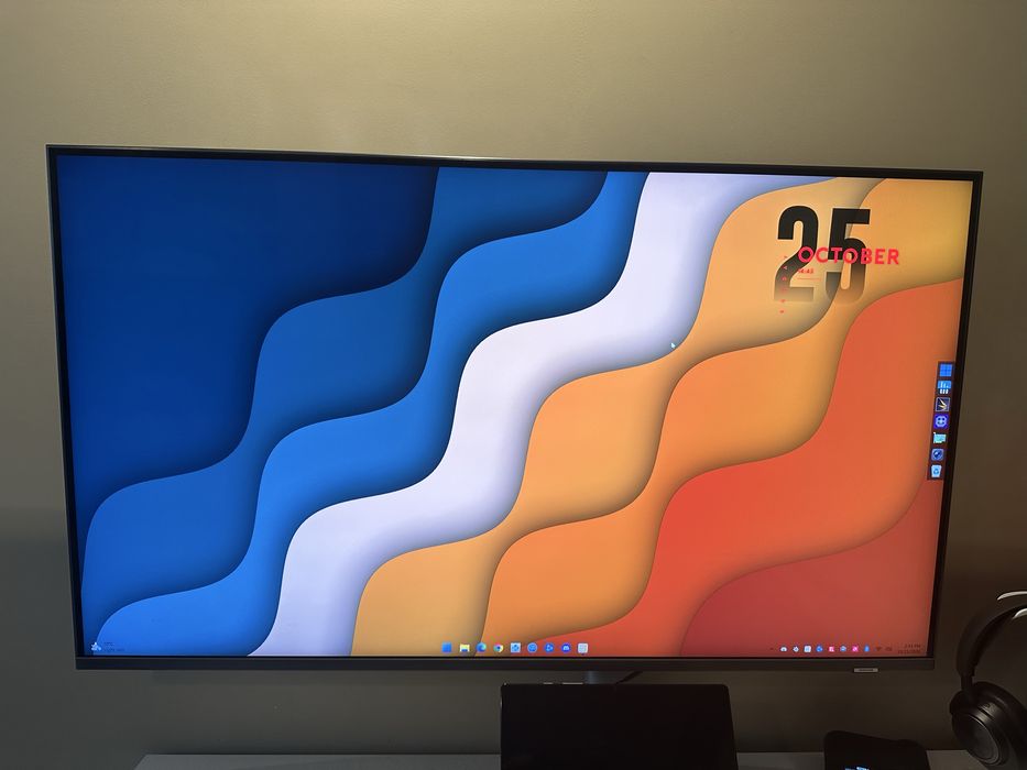SAMSUNG Mini LED 43QN90C, 4K, 144 Hz