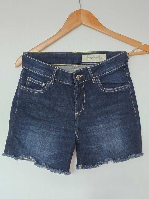 Дънкови къси панталони НОВИ