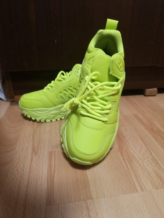 Дамски маратонки