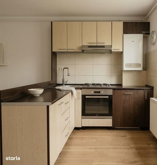 Apartament cu 3 camere,etajul 1,parcare inclusa, strada Eroilor