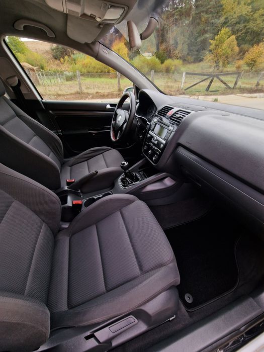 VOLKSWAGEN Golf 2005 — imagine 5