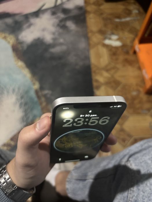 Продам 12 iphone