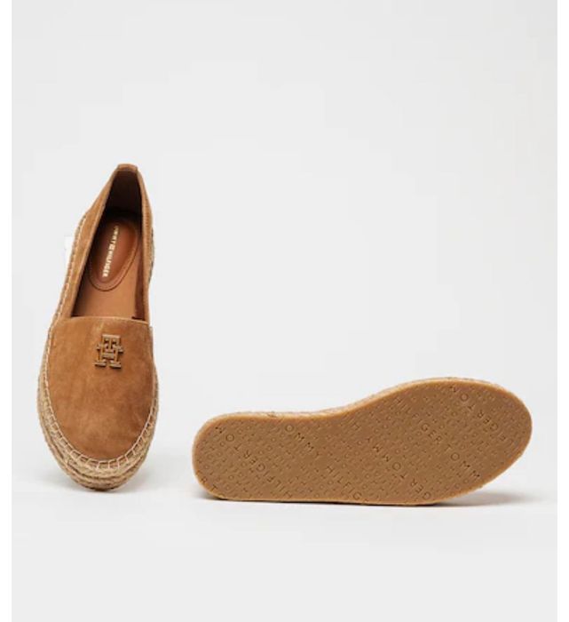 Продавам велурени еспадрили Tommy Hilfiger