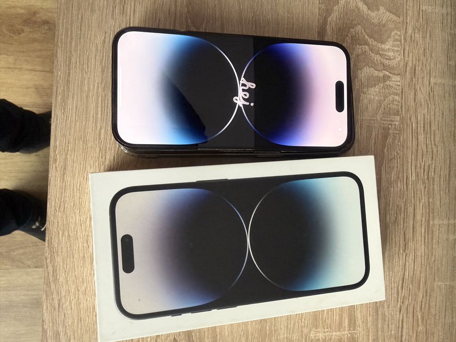 Продавам iphone 14 pro