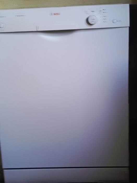 Продам срочно посудомоечную машину BOSH