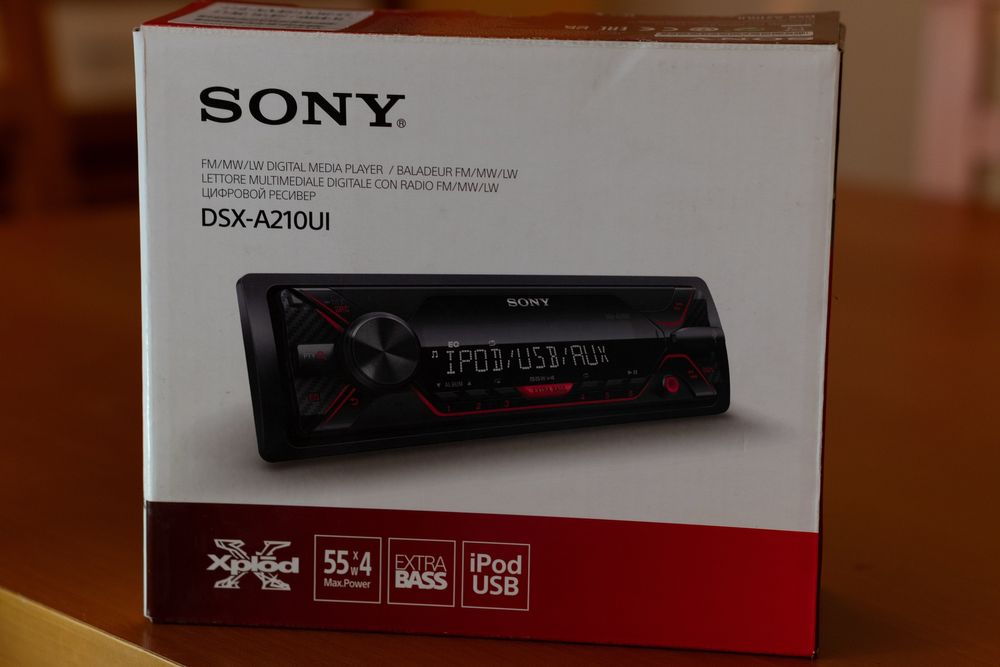 Авторисийвър CD Sony DSX-A210UI