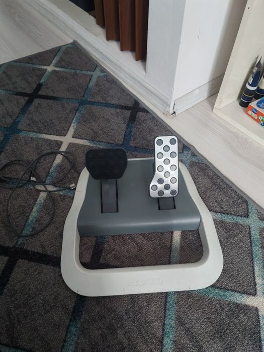 Volan si Pedale Xbox 360