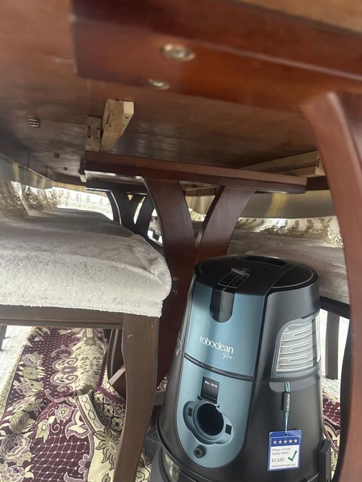 Продается деревянный стол