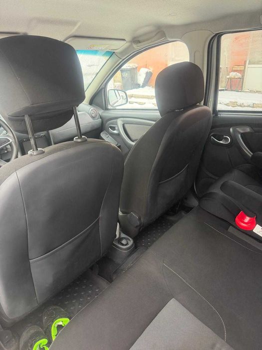 Dacia Duster 1.5 dci 110 cp cutie automata