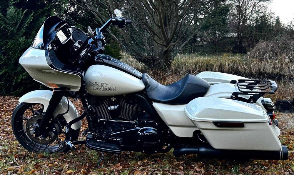 Harley Davidson Road Glide ST