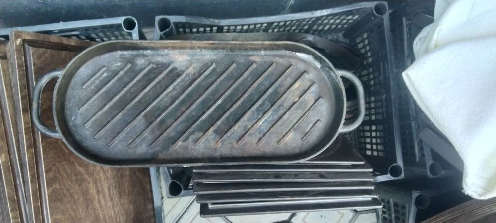 Kafe uchun patnuslar taxta va temirli