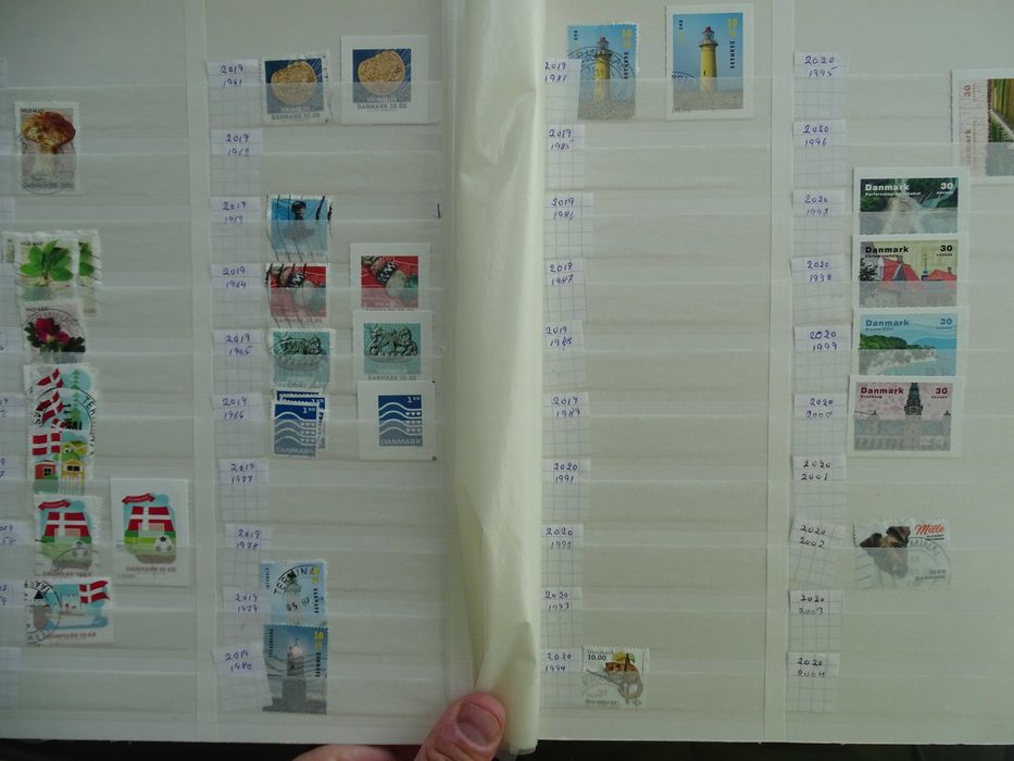 Danemarca 1997-2005 , Album cu timbre stamp si nestamp (Lot K012)