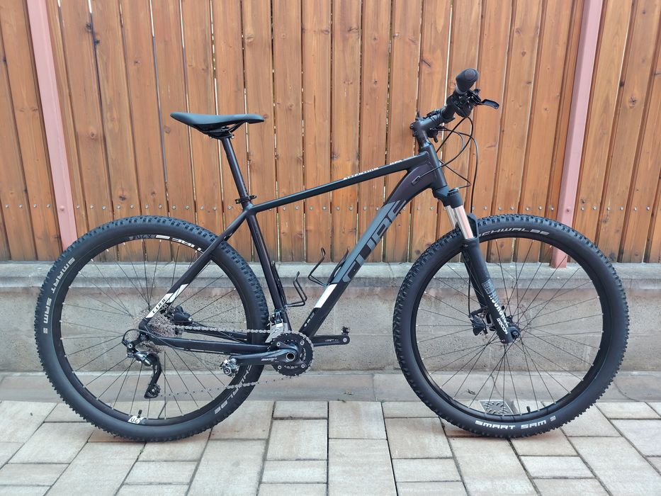Cube Attention SL 29"