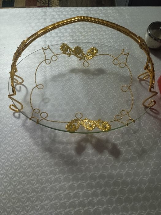 Продам фруктовницу, очень красивую