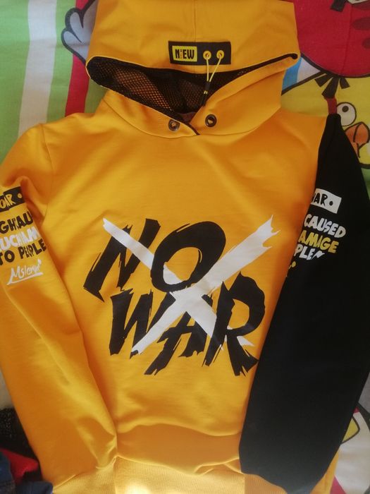 Нови блузки за момче 134-140