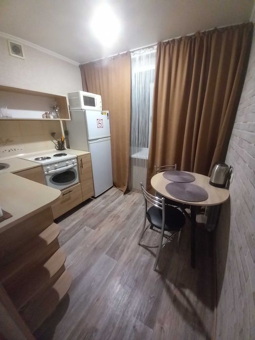 1,5 посуточно ул.Крылова