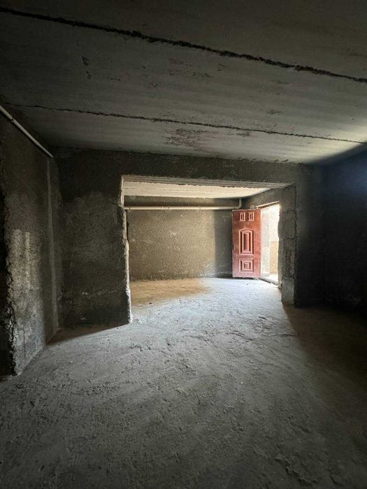 № 685 Подвал (коробка) площадью 390кв.м. в районе Оптовик