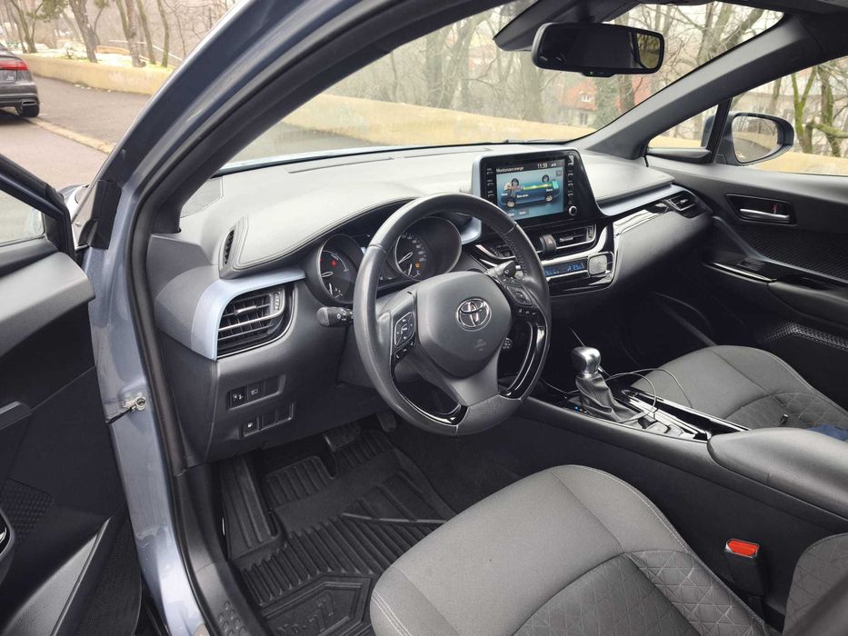 Toyota CHR 1.8 hibrid an 2021 / 178300km