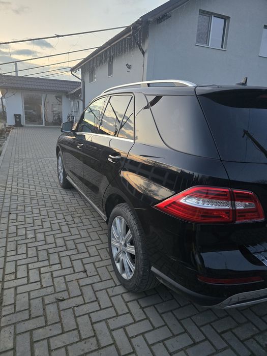 Mercedes Benz ML 250 BlueTec 4Matic, 7G-tronic